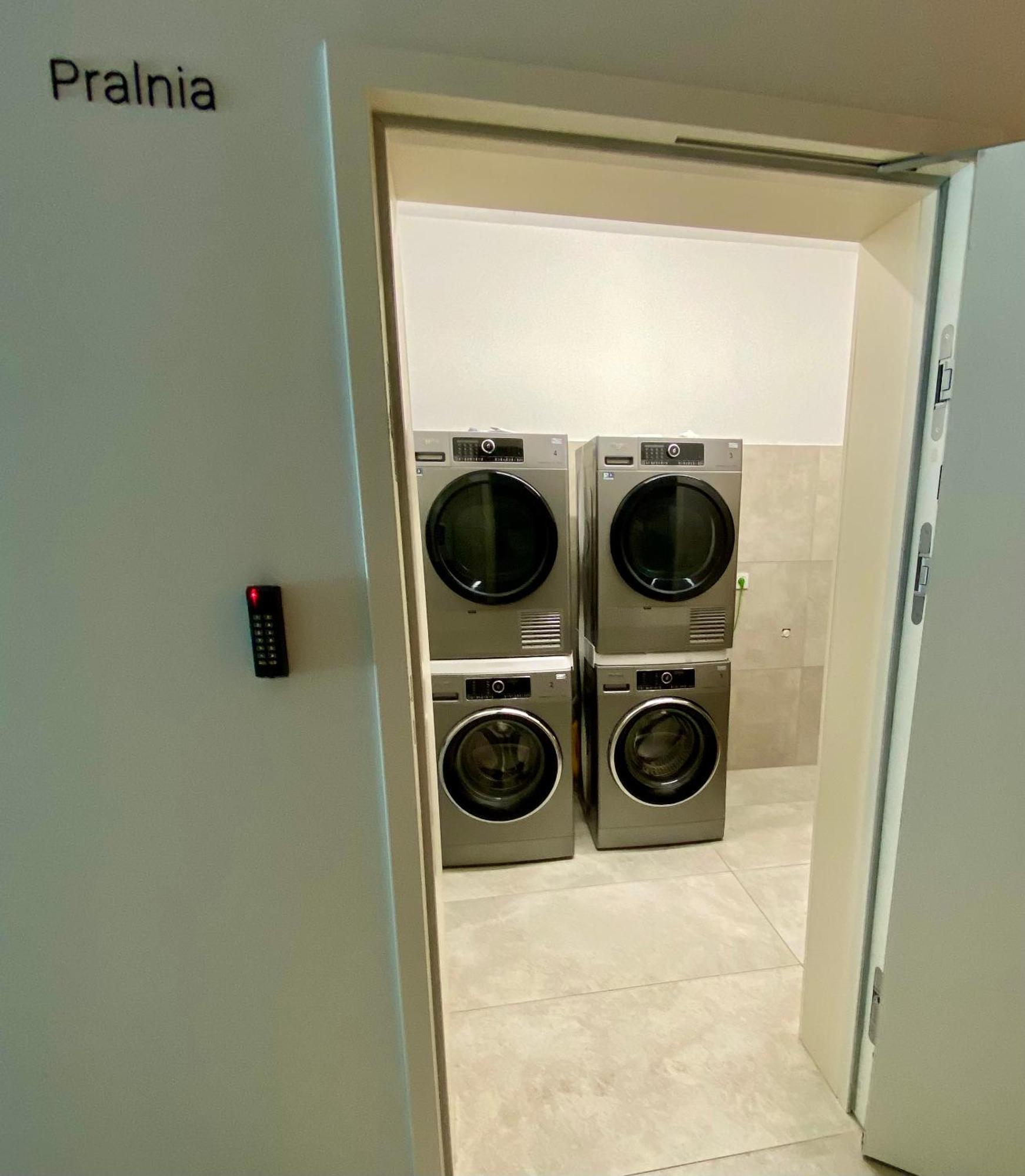 Nautic Park Apartamenty Darlowko Esterno foto